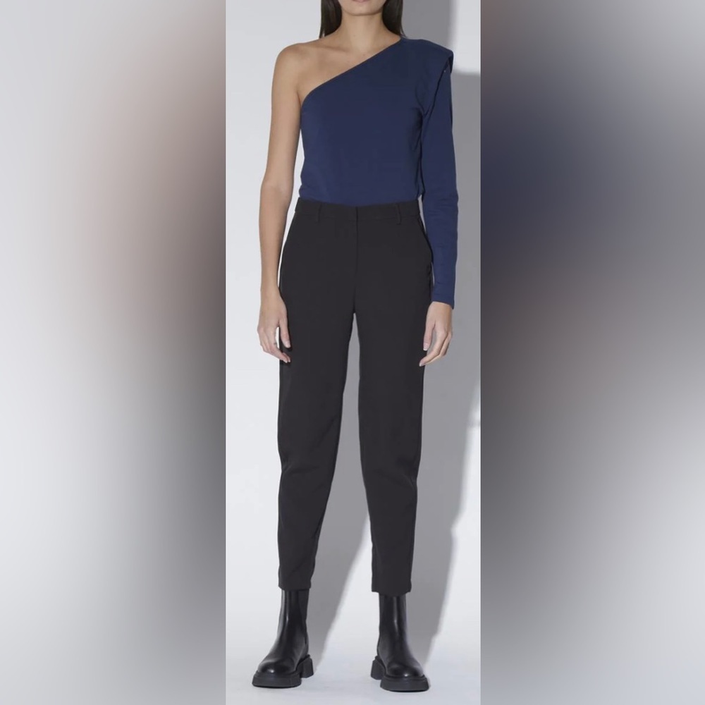 Walter Baker Tailored Trousers Pants Black Sz 0 Chic Trendy $168 Jack